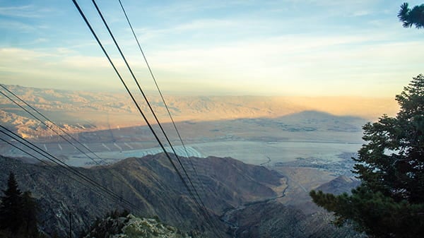Photo of mountain scenery with no compression